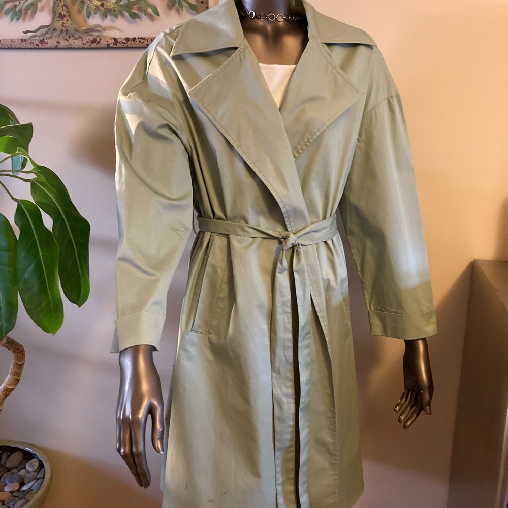 NWT Tinsel sea grass trench coat
